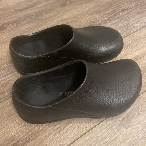 BIRKENSTOCK PROFI BIRKI POLYURETHANE BLACK CLOG SHOES WOMENS SZ 7 MENS SZ 5 - Picture 2 of 14